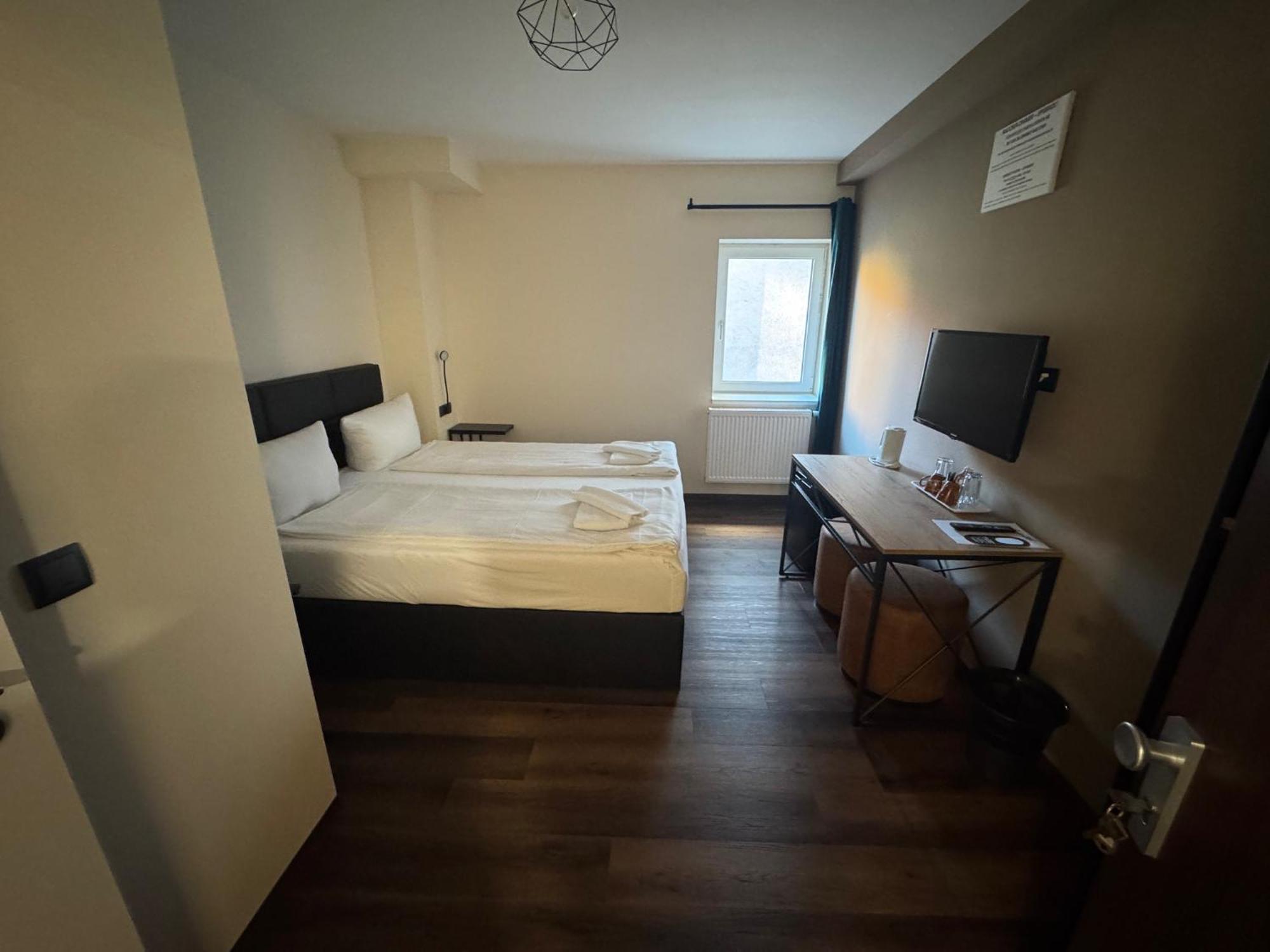 Hotel Capitol Zentrum - 24H - FDH Екстериор снимка