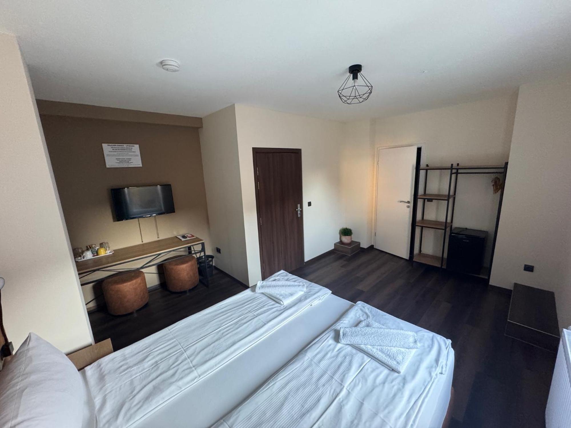 Hotel Capitol Zentrum - 24H - FDH Екстериор снимка