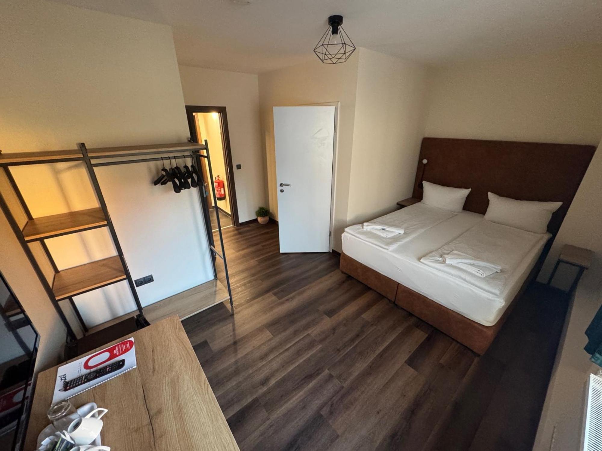 Hotel Capitol Zentrum - 24H - FDH Екстериор снимка